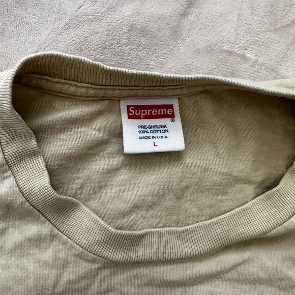 Supreme T-shirt - Picture 3 of 3
